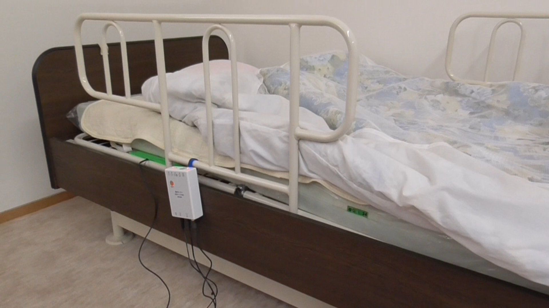 おきナールTW2の上にマットレスをかぶせた様子